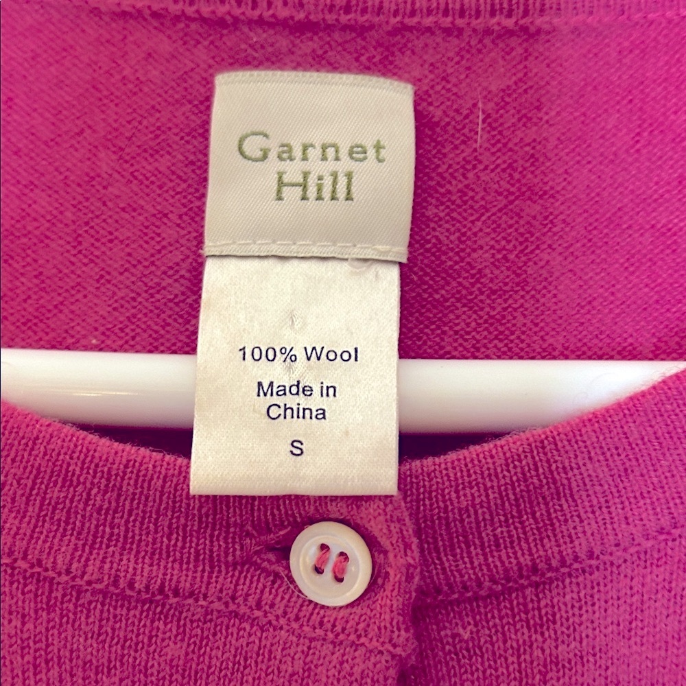 Garnet Hill Pink Cardigan with Green Appliqué Flowers, All Lambswool, SZ S - Picture 2 of 7